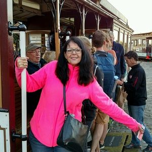 Meet your Posher, Karen